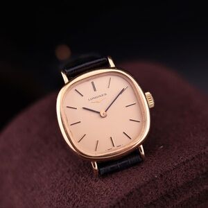 1970s Longines Ellipse Women’s Watch
Ref. No. 4144 2 817
18k Gold-Plated Case